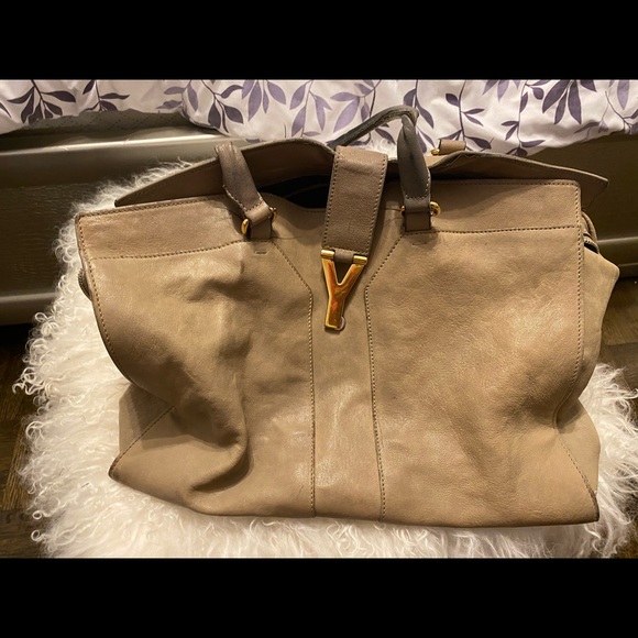 Authentic Yves Saint Laurent Y-Cabas Bag - Picture 1 of 8